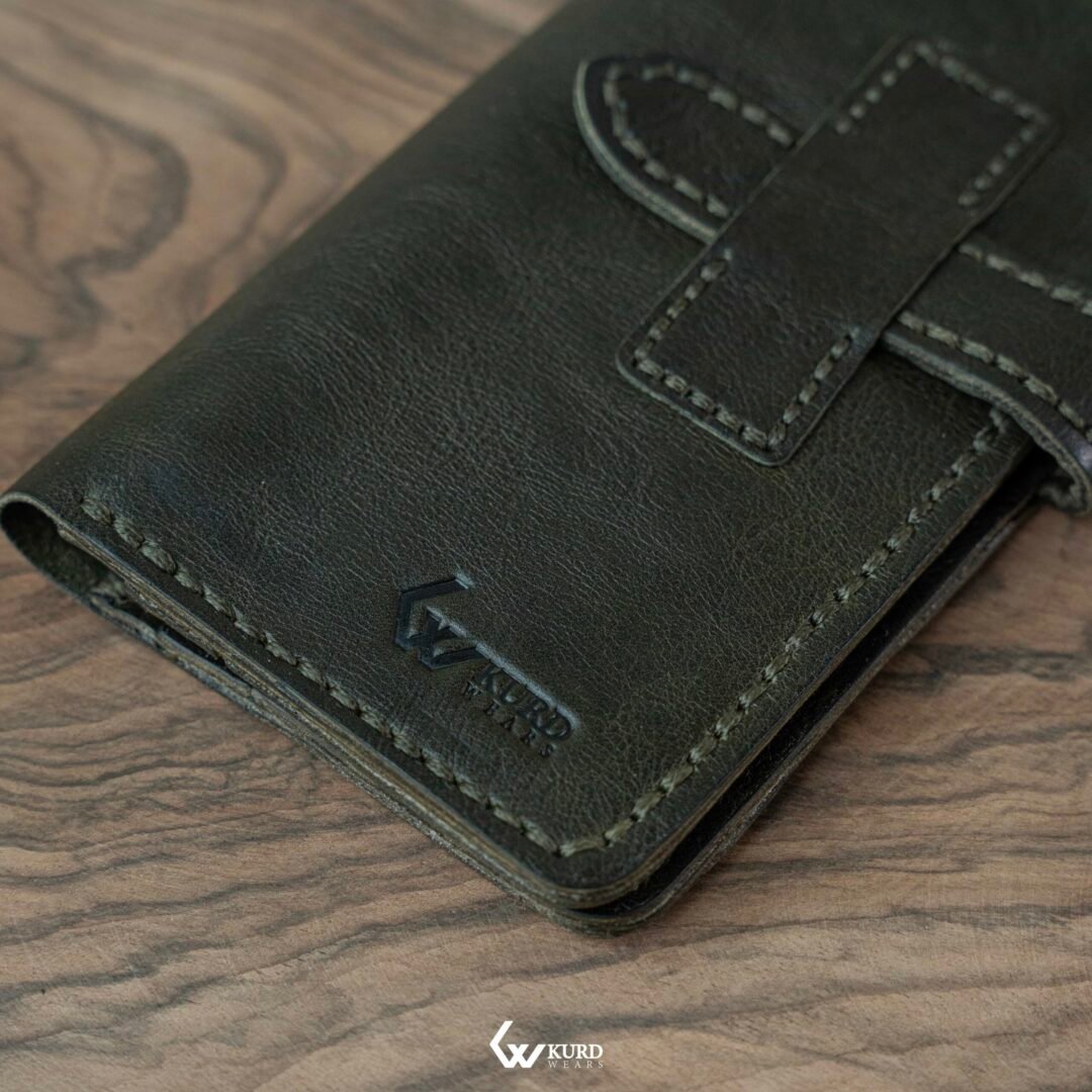 Artisan Long Wallet - Green Divan